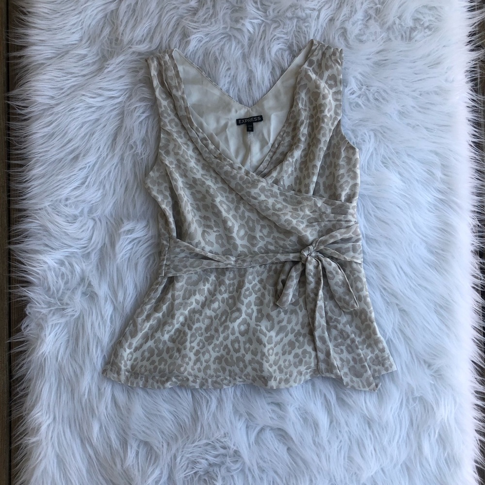 Express Leopard 🐆 Top